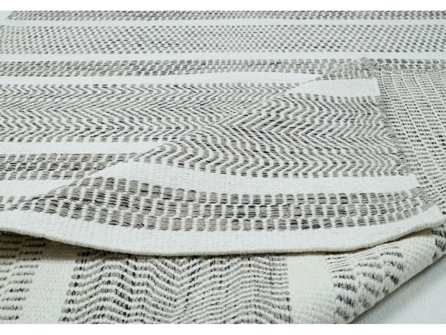 Alfombra de lana de estilo escandinavo 130x190 cm Gris natural Trondheim