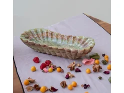 Bandeja de mármol verde esculpida a mano