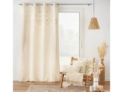 Cojín bohemio tufted con borlas