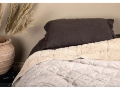 Colcha Nilla 150x250cm beige.