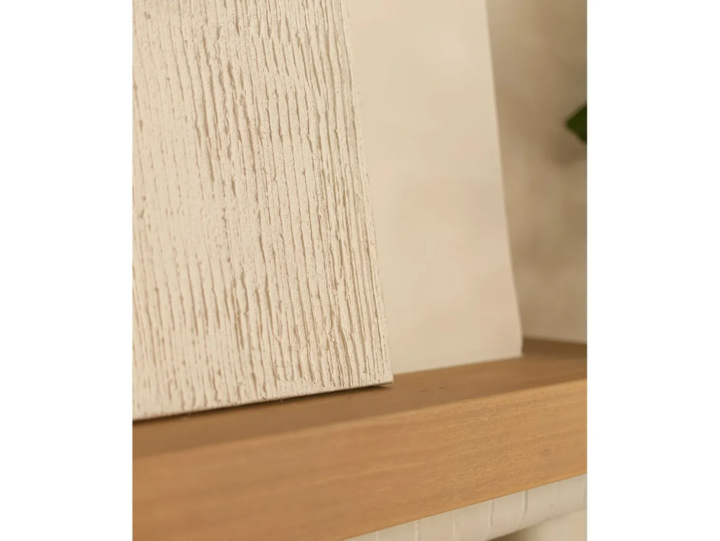 Cuadro decorativo sobre lienzo de lino con marco de madera negro pintado artesanalmente con pintura al oleo de 60x80cm - MARLENE - DECOWOOD