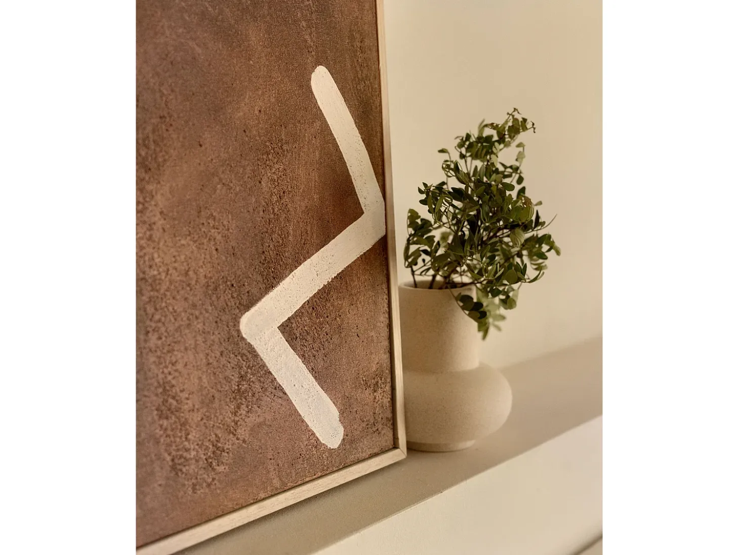 Cuadro decorativo sobre lienzo de algodón con marco de madera negro pintado artesanalmente con pintura al oleo de 60x80cm - SILVANA - DECOWOOD