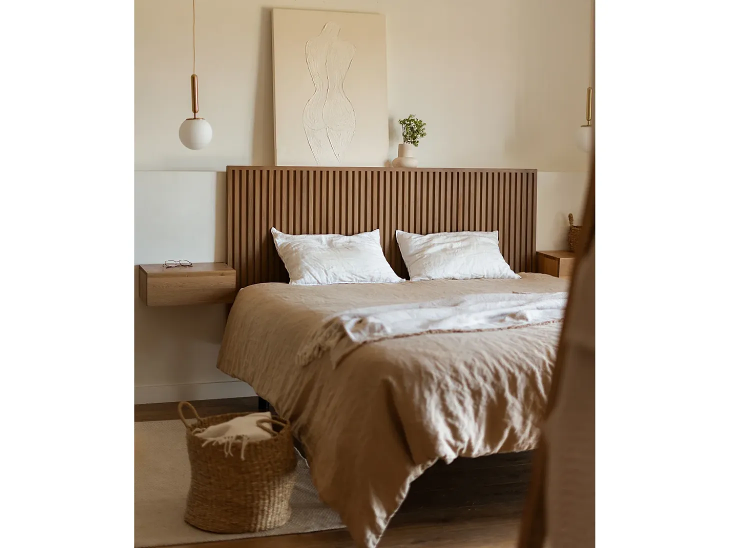 Cuadro decorativo sobre lienzo de algodón con marco de madera marrón claro pintado artesanalmente con pintura al oleo de 60x80cm - LEO - DECOWOOD