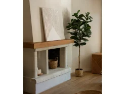 Cuadro decorativo sobre lienzo de algodón con marco de madera blanco pintado artesanalmente con pintura al oleo de 60x80cm - ADRIANA - DECOWOOD