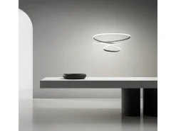 Diva - Lámpara colgante LED regulable 80W - Diseño moderno en aluminio titanio, luz cálida 3000K, anillos entrelazados d.85cm