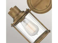 Elstead Quoizel Riggs Vägglampa Weathered Brass, IP44