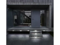 Empotrable de suelo RAIN estilo moderno y versátil -D. ø5 cm - redondo - 2 emisiones- G9 1,7W - 170lm y 3K - resina - ip67 - negro