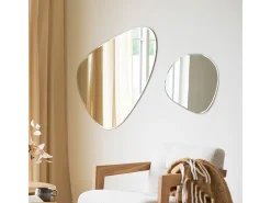 Espejo de pared DEVONPORT de metal plateado con forma orgánica (ancho 50 x alto 50 cm)