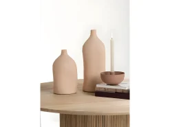 Jarrón de cerámica beige de 14x14x40 cm