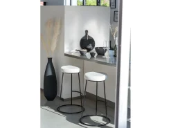 Jarrón de vidrio negro tipo botella de 38x38x56 cm