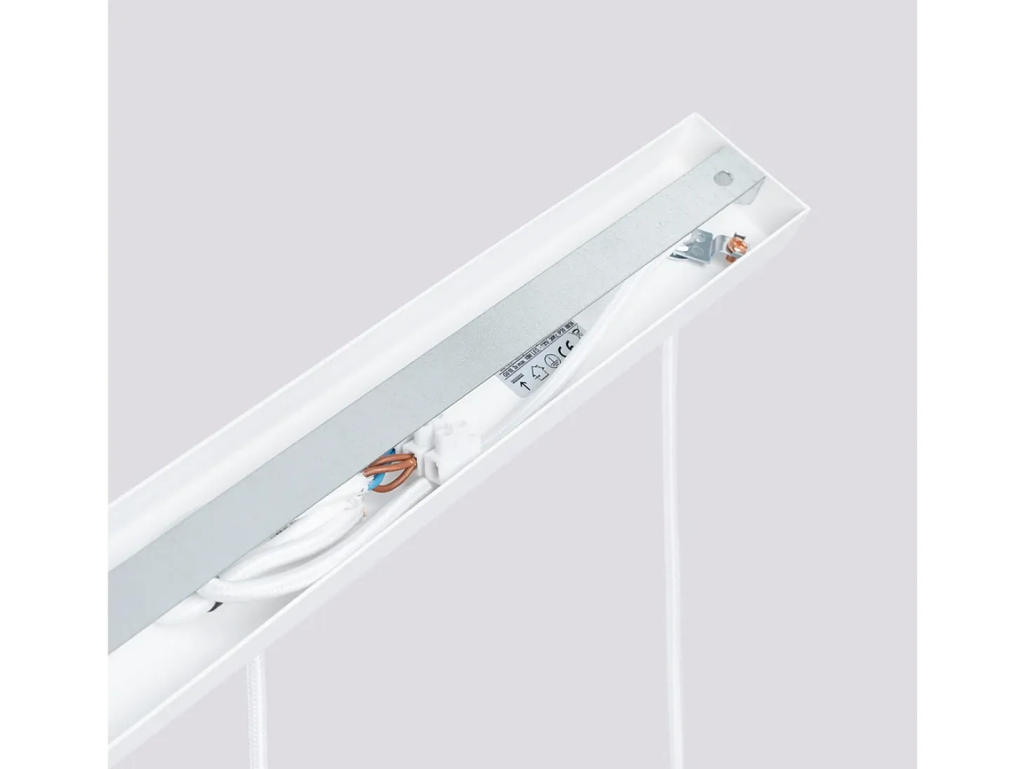 Lámpara colgante Gloow minimalista de aluminio - 3 fuentes luminosas 4000K - L.45 x A.98 cm - blanco