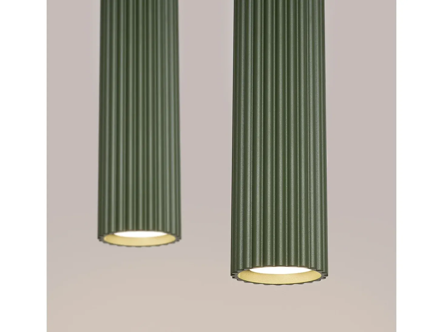 Lámpara colgante Gloow minimalista de aluminio - 2 fuentes luminosas 3000K - L.30 x A.90 cm - verde oliva