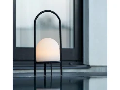 Lámpara de mesa Colie LED para exterior 19x43x19cm color negro.