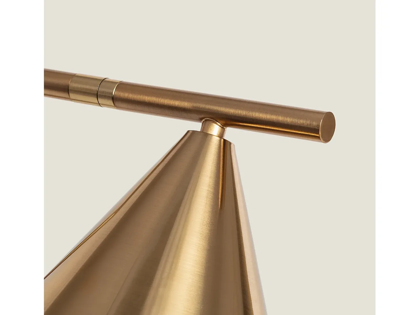 Lámpara de Mesa de Mármol y Metal Tinos Dorado