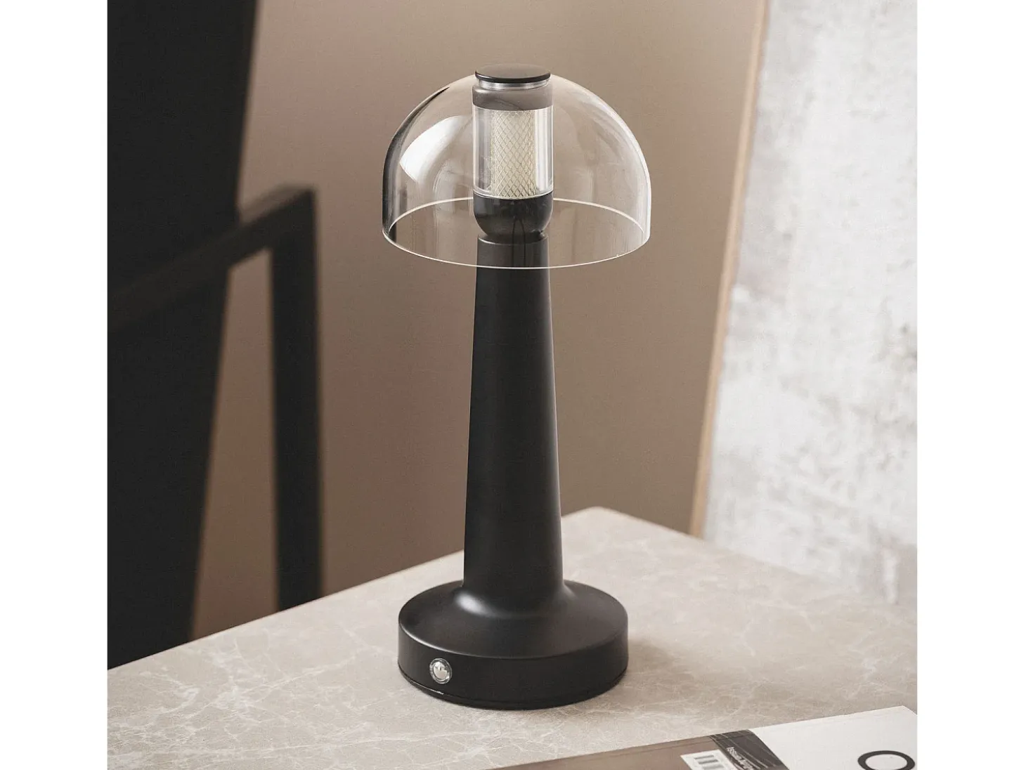 Lámpara de Mesa LED Metal Portátil con Batería USB Recargable Luliu Orsha Negro