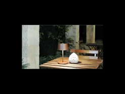 Lámpara de mesa LED Olivia Pro mini recargable y regulable en color naranja