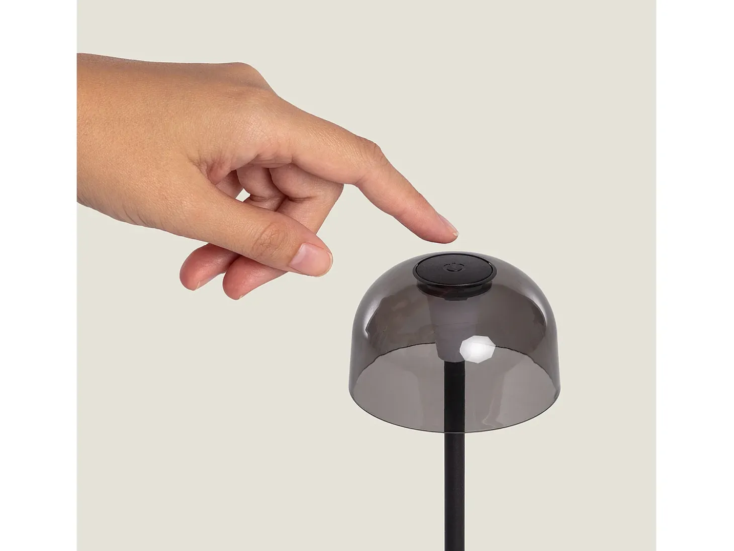 Lámpara de Mesa LED Portátil para Exterior Metal con Batería Recargable Lendora Smoke Negro