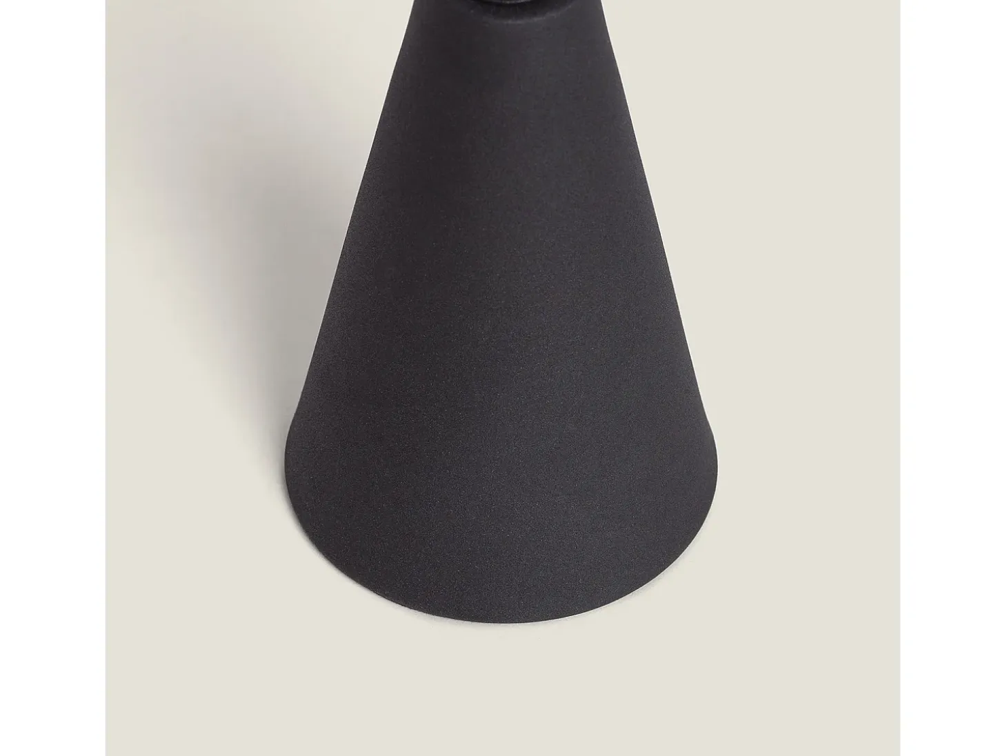 Lámpara de Mesa LED Portátil para Exterior Metal con Batería Recargable Chamle Negro