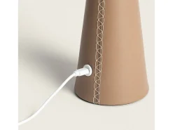 Lámpara de Mesa LED Portátil Cuero y Metal con Batería USB Recargable Tyu Nhalma Marrón claro