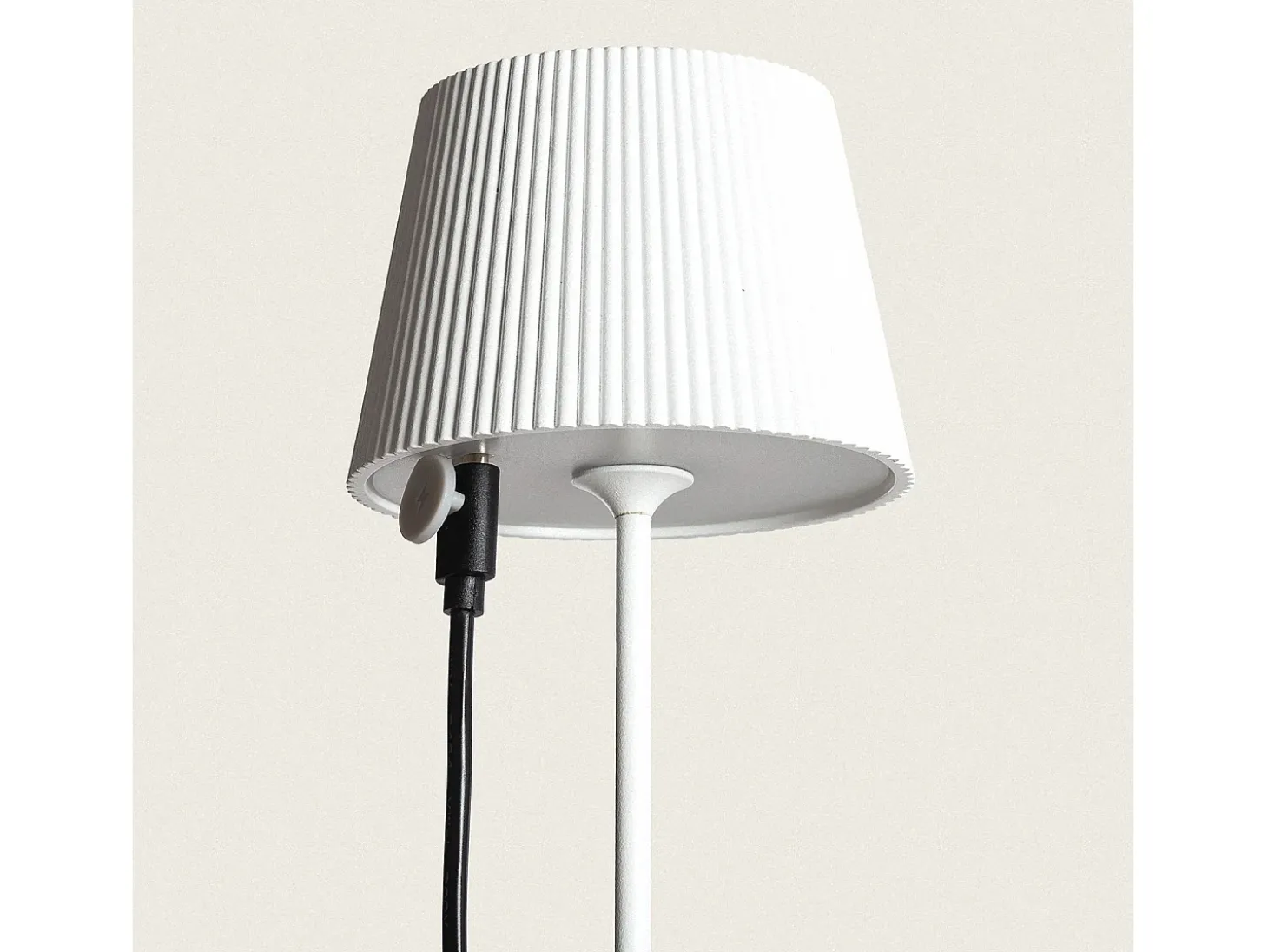 Lámpara de Mesa LED Portátil para Exterior Aluminio con Batería Recargable Willox Blanco
