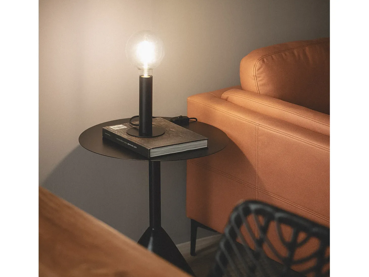 Lámpara de Mesa Metal Rovia Negro