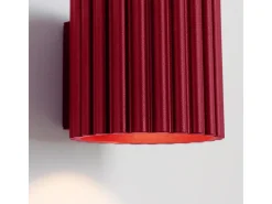 Lámpara De Pared Aura Minimalista De Aluminio - 1 Fuentes Luminosas - L.10 X A.10 Cm - Borgoña
