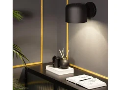 Lámpara de Pared de Metal Bedourie Negro