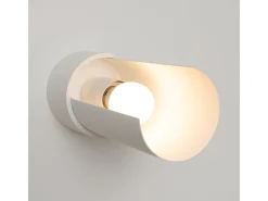 Lámpara De Pared Flash Minimalista De Acero - 1 Fuentes Luminosas - L.10 X A.21 Cm - Blanco