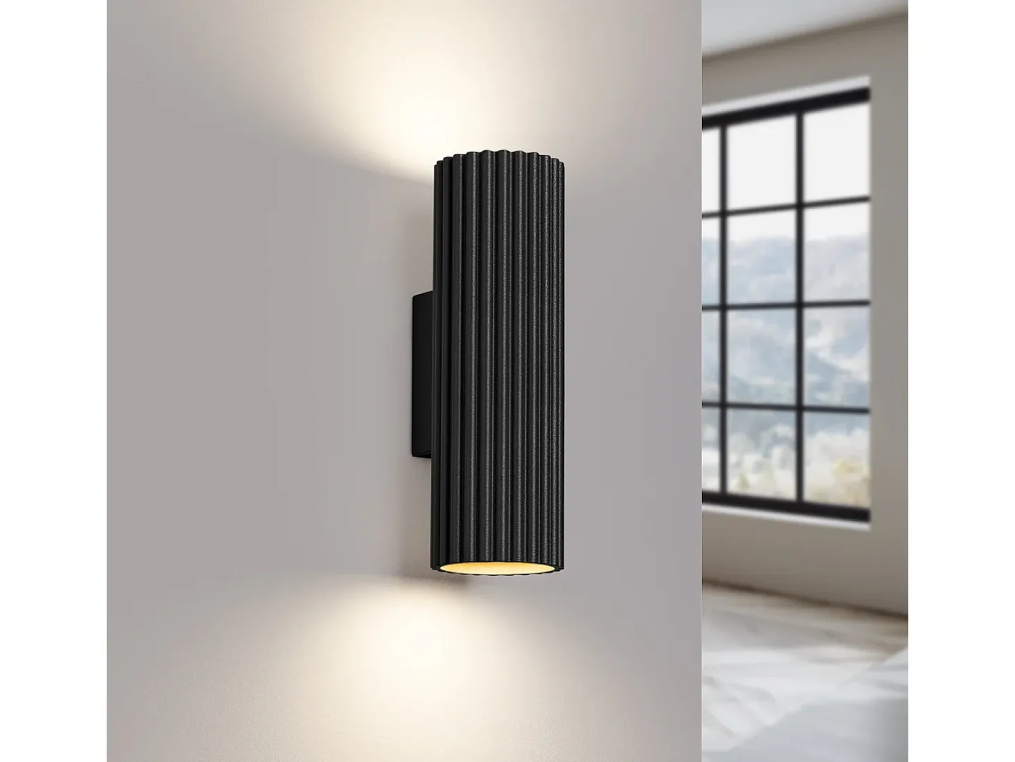 Lámpara De Pared Karbon Minimalista De Aluminio - 2 Fuentes Luminosas - L.6,5 X A.20 Cm - Negro