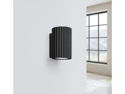 Lámpara De Pared Karbon Minimalista De Aluminio - 1 Fuentes Luminosas - L.6,5 X A.10 Cm - Negro