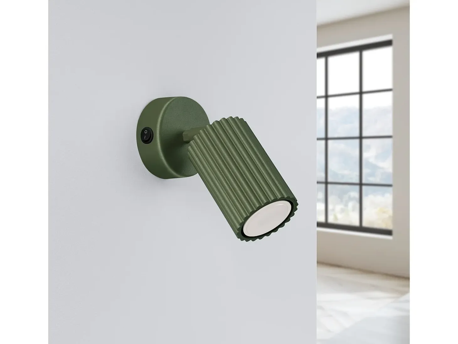 Lámpara De Pared Karbon Minimalista De Aluminio - 1 Fuentes Luminosas - L.8 X A.16 Cm - Verde Oliva