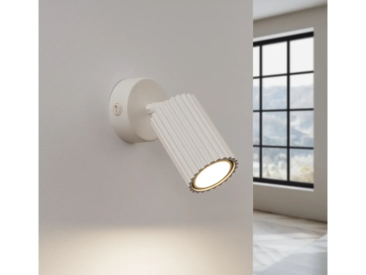 Lámpara De Pared Karbon Minimalista De Aluminio - 1 Fuentes Luminosas - L.8 X A.16 Cm - Beige