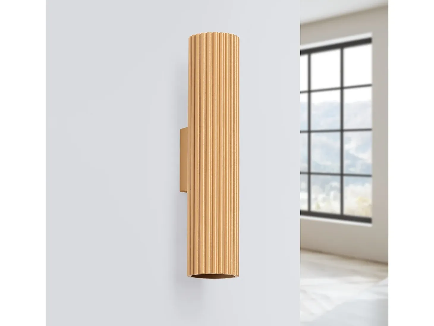 Lámpara De Pared Karbon Minimalista De Aluminio - 2 Fuentes Luminosas - L.6,5 X A.30 Cm - Dorado