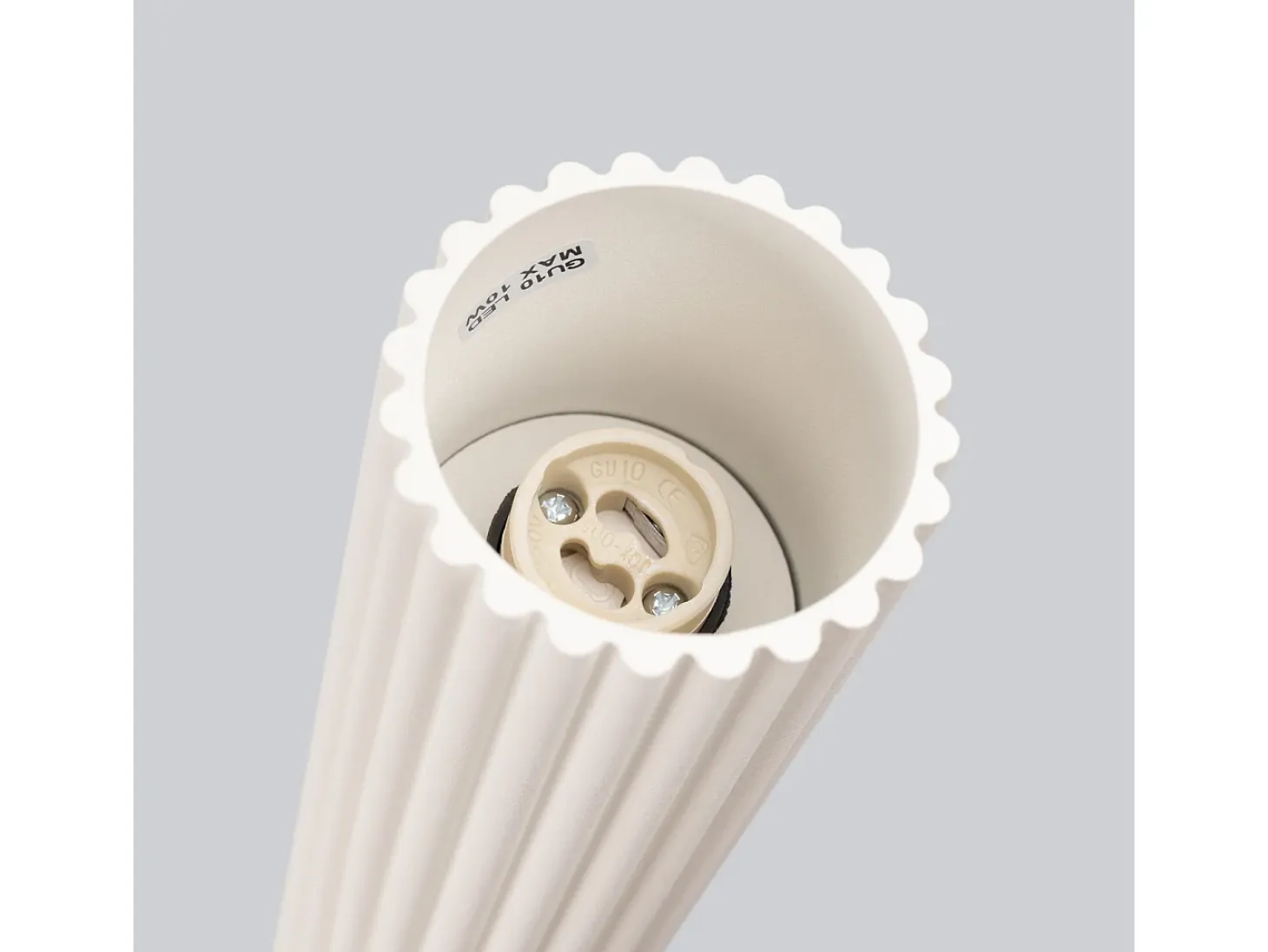 Lámpara de techo Gloow minimalista de aluminio - 1 fuentes luminosas 3000K - L.6,5 x A.10 cm - beige