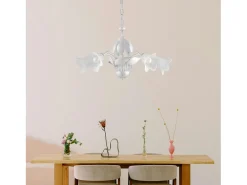 Olga - Lámpara de araña de hierro lacado en blanco con decoración. Difusores de plata antigua y cristal d. 14 alabastro blanco 5 luces 103 - Ø68