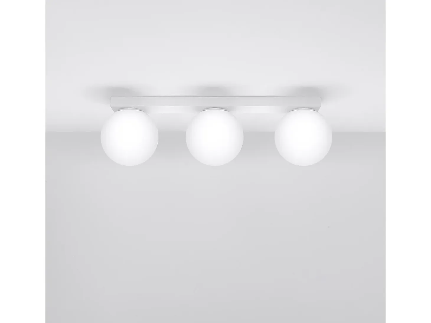 Sollux Yoli Plafón Globe Blanco