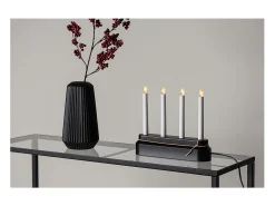 Soporte de adviento eléctrico Näsfjället de 4 luces, color negro.